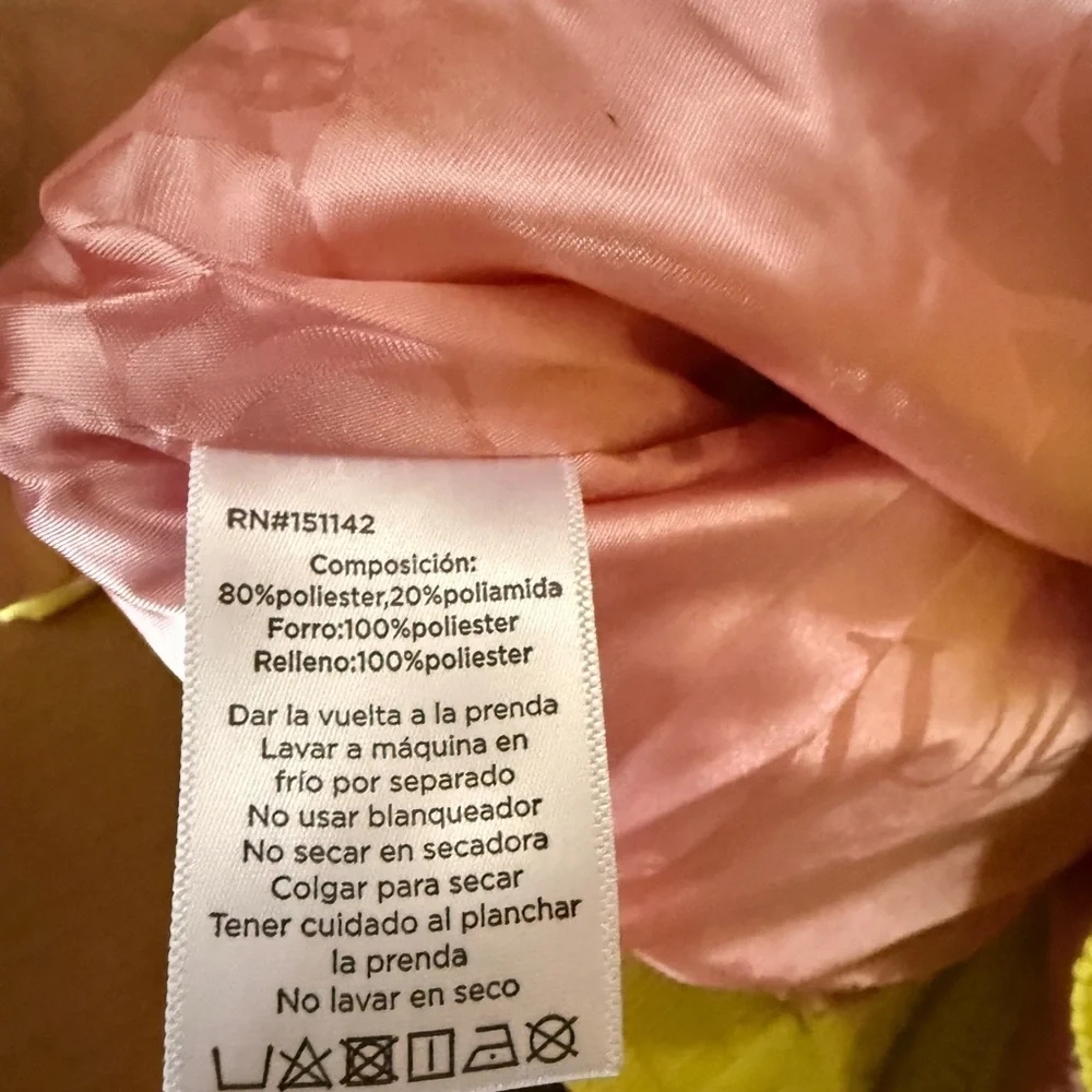 Juicy Couture Onyx Puffer Jacket in neon lime - Picture 8 of 10
